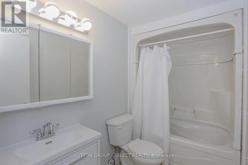 28 - 1600 Culver Drive, London, ON - Indoor Photo Showing Bathroom