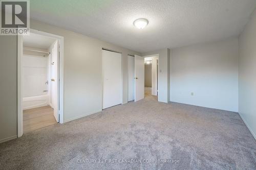 495 Springbank Avenue, Woodstock, ON - Indoor Photo Showing Other Room