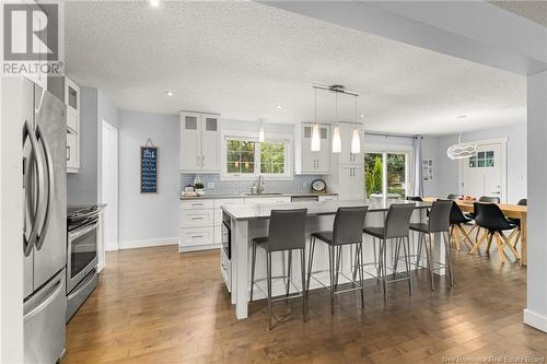 7 Kingsway Crescent, Moncton, NB - Indoor Photo Showing Kitchen With Upgraded Kitchen