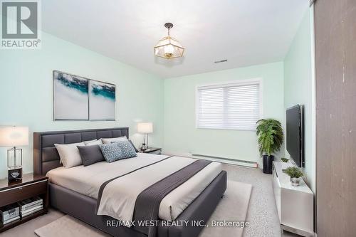 34 O'Shea Crescent, Toronto, ON - Indoor Photo Showing Bedroom