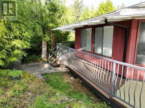 9773 Edmondson Road, Powell River, BC - Outdoor