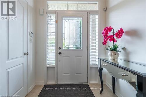 39 Bankfield Crescent, Hamilton, ON - Indoor Photo Showing Other Room