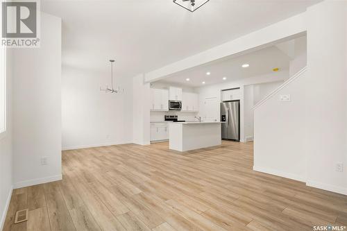 5433 Nicholson Avenue, Regina, SK - Indoor Photo Showing Kitchen