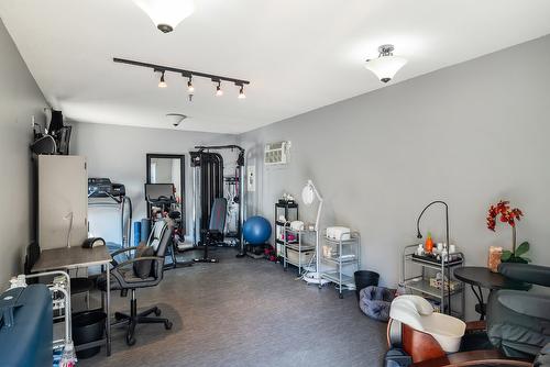 10508 Teresa Road, Lake Country, BC - Indoor Photo Showing Gym Room