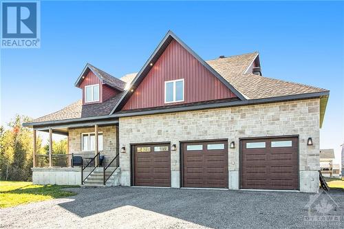 209 Des Violettes Street, Hammond, ON - Outdoor