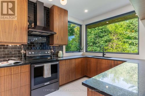 151 St Andrew Street N, St. Marys, ON - Indoor Photo Showing Kitchen