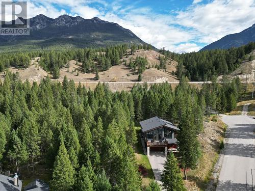 4955 Saddlewood Lane, Radium Hot Springs, BC - Outdoor With View