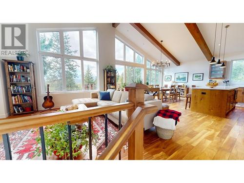 4955 Saddlewood Lane, Radium Hot Springs, BC - Indoor