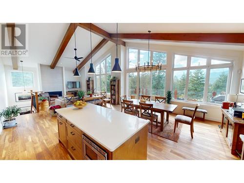 4955 Saddlewood Lane, Radium Hot Springs, BC - Indoor