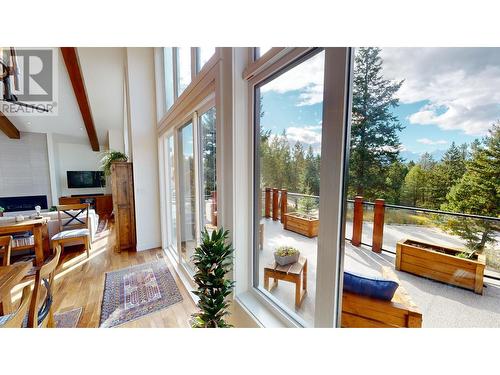 4955 Saddlewood Lane, Radium Hot Springs, BC -  Photo Showing Other Room