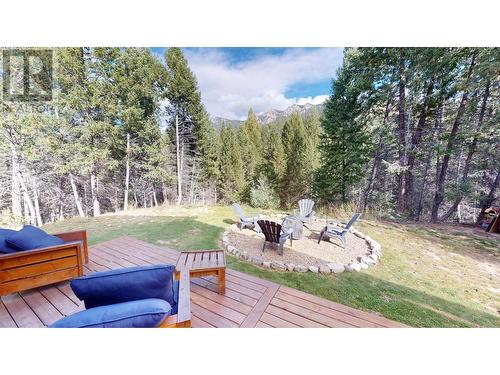 4955 Saddlewood Lane, Radium Hot Springs, BC - Outdoor With Deck Patio Veranda