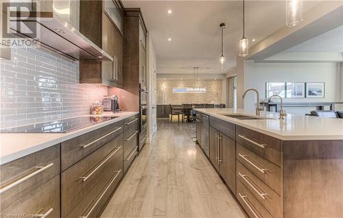 98 Deer Creek Street, Kitchener, ON - Indoor Photo Showing Kitchen With Double Sink With Upgraded Kitchen