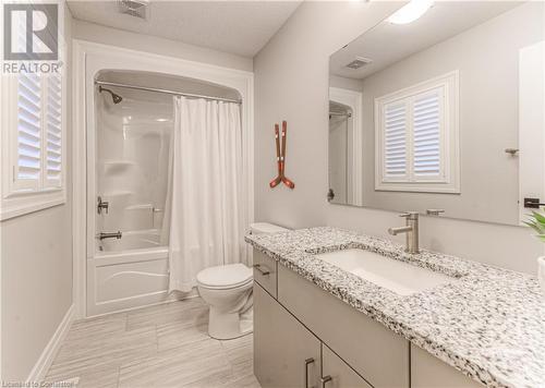 98 Deer Creek Street, Kitchener, ON - Indoor Photo Showing Bathroom