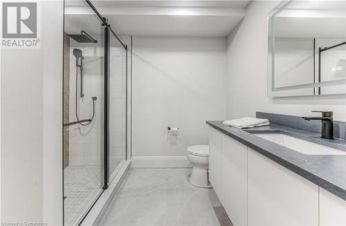 98 Deer Creek Street, Kitchener, ON - Indoor Photo Showing Bathroom