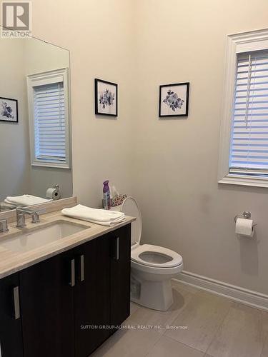 3177 Millicent Avenue, Oakville, ON - Indoor Photo Showing Bathroom