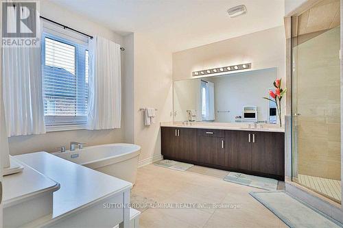 3177 Millicent Avenue, Oakville, ON - Indoor Photo Showing Bathroom