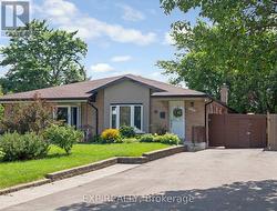 3395 GALENA CRESCENT  Mississauga, ON L5A 3L7