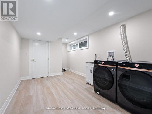 734 Royal York Road, Toronto, ON - Indoor Photo Showing Laundry Room