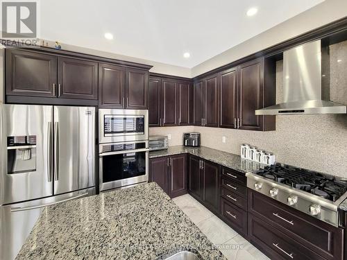 8 Mecca Street E, Brampton, ON - Indoor Photo Showing Kitchen With Upgraded Kitchen