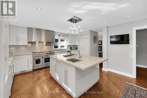 43 Edenvale Crescent, Toronto, ON - Indoor Photo Showing Kitchen With Upgraded Kitchen