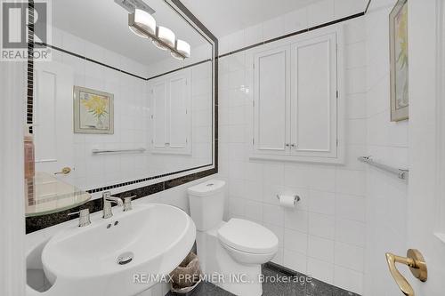 43 Edenvale Crescent, Toronto, ON - Indoor Photo Showing Bathroom