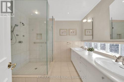 43 Edenvale Crescent, Toronto, ON - Indoor Photo Showing Bathroom