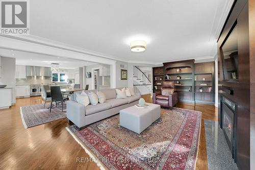 43 Edenvale Crescent, Toronto, ON - Indoor Photo Showing Living Room