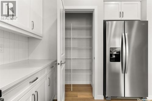 3296 Favel Drive, Regina, SK - Indoor Photo Showing Kitchen