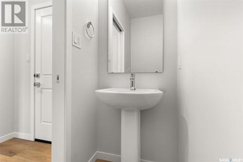 3296 Favel Drive, Regina, SK - Indoor Photo Showing Bathroom