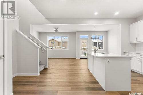 3296 Favel Drive, Regina, SK - Indoor Photo Showing Kitchen