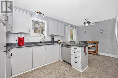 4740 Highway 43 Road, Smiths Falls, ON - Indoor Photo Showing Kitchen With Double Sink