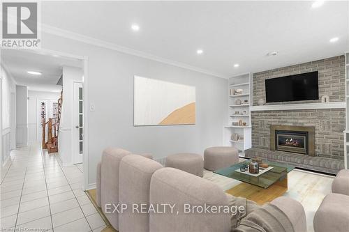 19 Driftwood Place, Hamilton, ON - Indoor Photo Showing Living Room With Fireplace