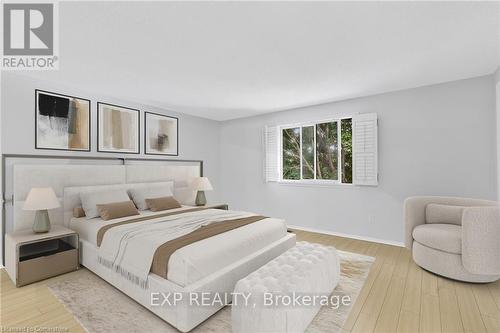 19 Driftwood Place, Hamilton, ON - Indoor Photo Showing Bedroom