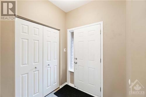 646 Aberfoyle Circle, Ottawa, ON - Indoor Photo Showing Other Room