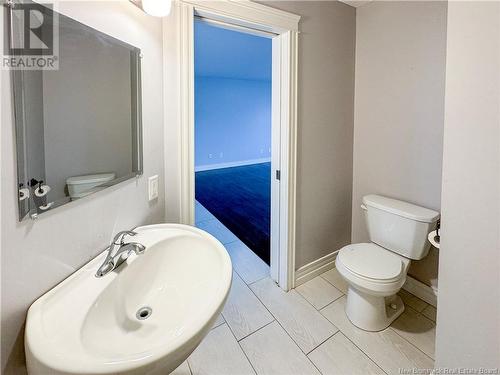 21 Edington Street, Moncton, NB - Indoor Photo Showing Bathroom