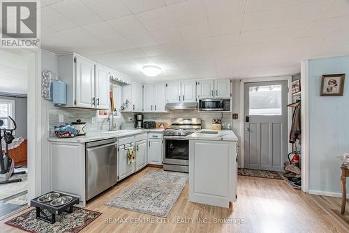 24 Addison Street, Bayham (Port Burwell), ON - Indoor Photo Showing Kitchen