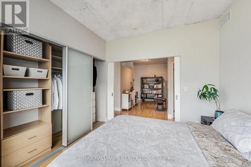 1002 - 333 Adelaide Street E, Toronto, ON - Indoor Photo Showing Bedroom