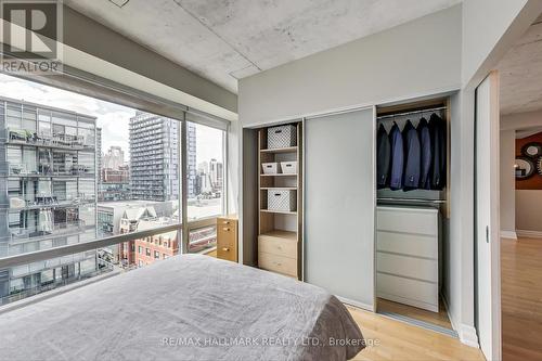 1002 - 333 Adelaide Street E, Toronto, ON - Indoor Photo Showing Bedroom