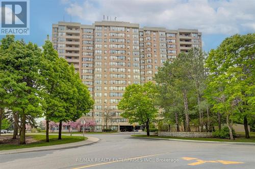 605 - 10 Malta Avenue, Brampton, ON - Outdoor With Facade