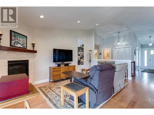 3474 Pine Valley Drive, Kelowna, BC - Indoor Photo Showing Living Room With Fireplace