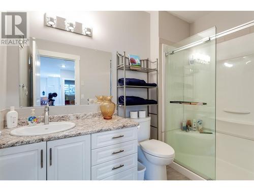 3474 Pine Valley Drive, Kelowna, BC - Indoor Photo Showing Bathroom