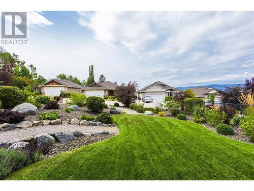 3474 Pine Valley Drive, Kelowna, BC - Outdoor