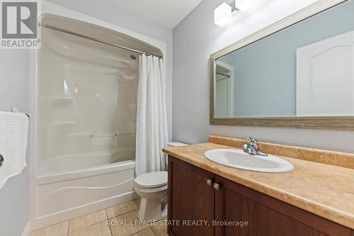 7 - 615 Rymal Road E, Hamilton, ON - Indoor Photo Showing Bathroom