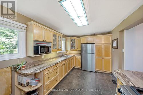 111016 11Th Line, East Garafraxa, ON - Indoor Photo Showing Kitchen With Double Sink