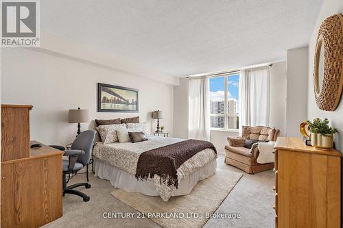 1805 - 215 Wynford Drive, Toronto, ON - Indoor Photo Showing Bedroom