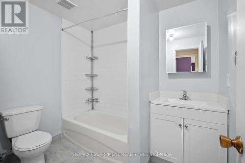 2384 Maryvale Court, Burlington, ON - Indoor Photo Showing Bathroom