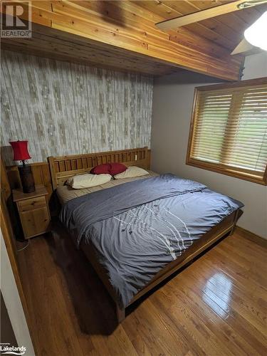 Bed 3 - 2039 Beaver Dam Road Road, Coldwater, ON - Indoor Photo Showing Bedroom