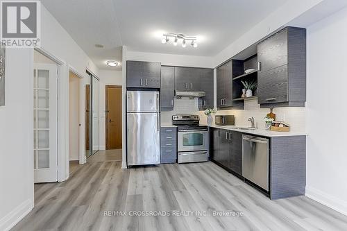 310 - 8228 Birchmount Road, Markham, ON - Indoor Photo Showing Kitchen