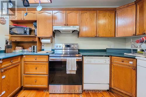 160 Davis Street, Port Colborne, ON - Indoor Photo Showing Kitchen