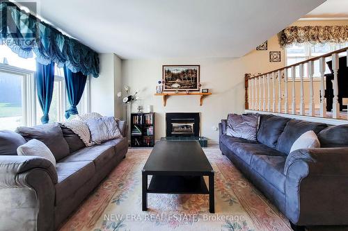 160 Davis Street, Port Colborne, ON - Indoor Photo Showing Living Room With Fireplace